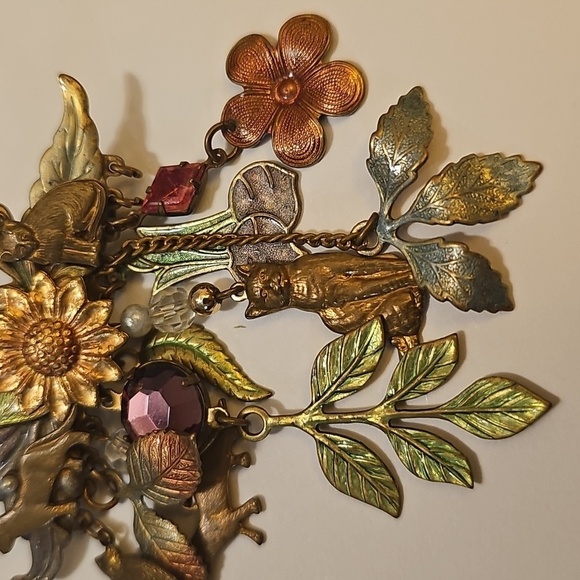 Vintage Animal and Floral Brooch - Picture 4 of 6